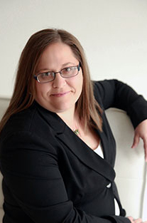 Paula Wojcik headshot